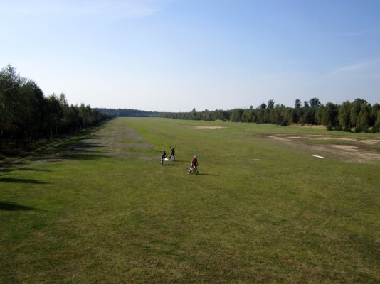 Lotnisko z `cysterny`