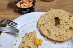 Improwizowane śniadanie w schronisku młodzieżowym