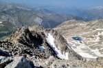 Widok na zachód - na horyzoncie grupa Posets (3368m)